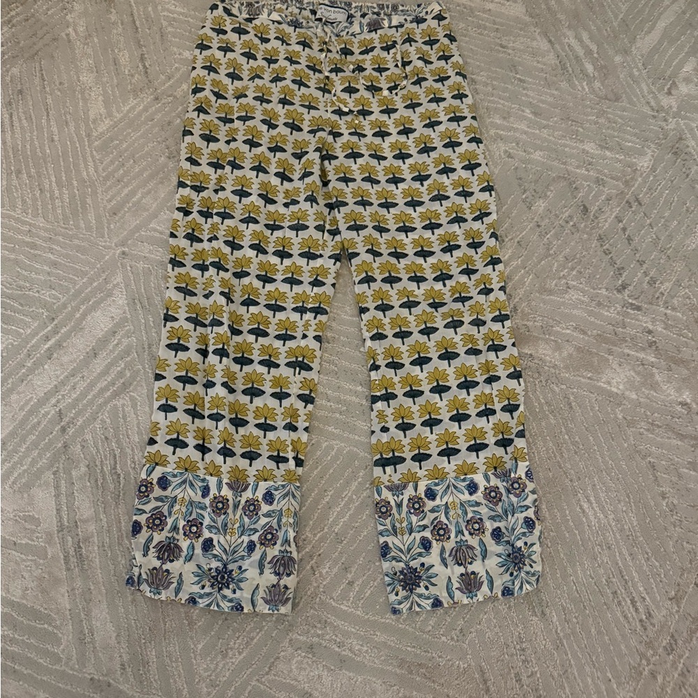 Floral Patterned Ankle Pants